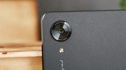 Hisense A9 smartphone with E INK